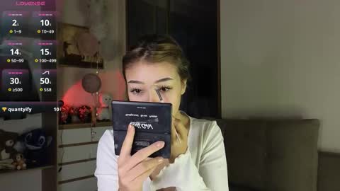 Snapshot of love_peace_here chatting on September 14, 2025, 1:49 am hi its me online show from September 14, 2025, 1:49 am