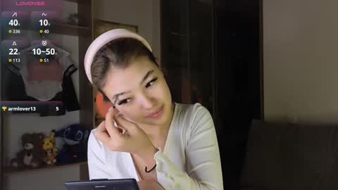 Snapshot of love_peace_here chatting on October 8, 2025, 12:52 am hi its me online show from October 8, 2025, 12:52 am