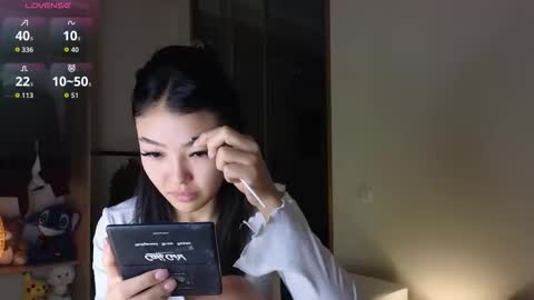 Snapshot of love_peace_here chatting on October 19, 2025, 2:01 am hi its me online show from October 19, 2025, 2:01 am