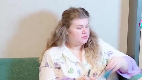 Snapshot of love_wiggy18 chatting on January 20, 2025, 11:24 am Ally online show from January 20, 2025, 11:24 am