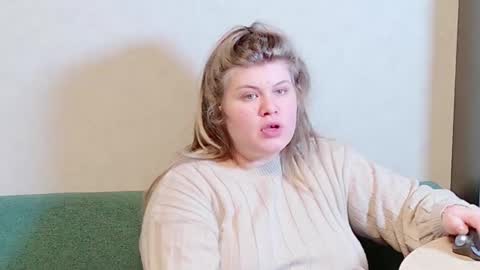 Snapshot of love_wiggy18 chatting on February 12, 2025, 2:32 pm Ally online show from February 12, 2025, 2:32 pm