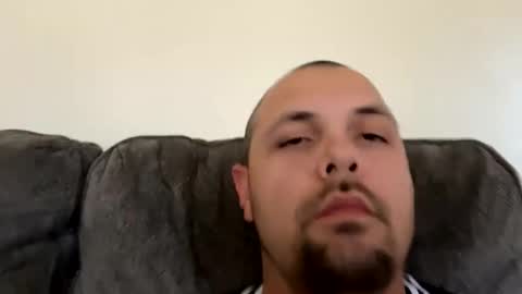 lovecurve_ online show from October 3, 2025, 7:22 pm