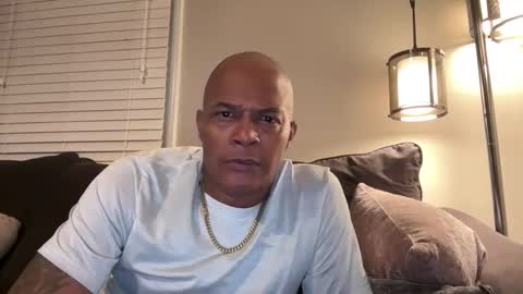 loved19 online show from October 25, 2025, 4:42 am