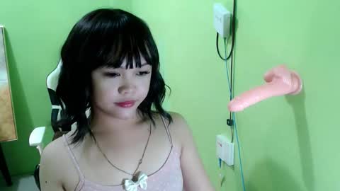 Snapshot of lovee_gelly chatting on October 17, 2025, 10:07 am Gelly online show from October 17, 2025, 10:07 am