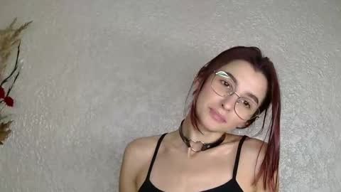 Snapshot of loveeeeeeeeeeeeeeeeee162895 chatting on November 5, 2025, 7:52 am Inna online show from November 5, 2025, 7:52 am