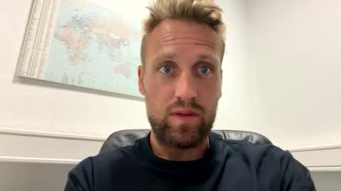 Snapshot of lovefuesse chatting on September 9, 2025, 7:52 am lovefuesse online show from September 9, 2025, 7:52 am