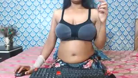 Snapshot of lovefunnitya chatting on October 2, 2025, 12:39 am Divya online show from October 2, 2025, 12:39 am