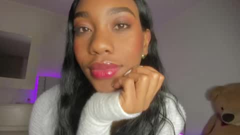 Snapshot of loveit_hermione chatting on December 26, 2024, 6:09 am Val online show from December 26, 2024, 6:09 am