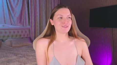 Snapshot of lovellalipss chatting on January 12, 2025, 4:29 pm Laura online show from January 12, 2025, 4:29 pm