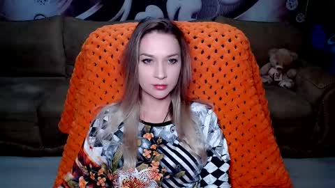 Snapshot of lovellymalina chatting on December 21, 2024, 5:07 pm private open online show from December 21, 2024, 5:07 pm
