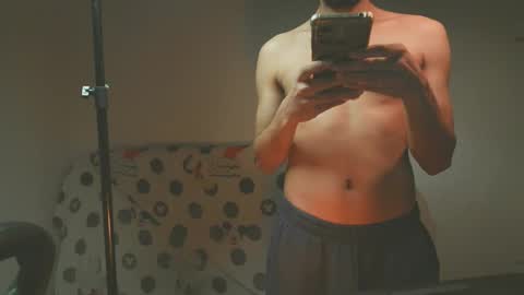 Snapshot of lovely__person chatting on February 4, 2025, 9:52 pm Lovely Person online show from February 4, 2025, 9:52 pm