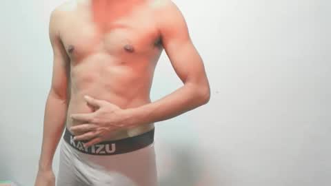 Snapshot of lovely__person chatting on February 13, 2025, 9:17 pm Lovely Person online show from February 13, 2025, 9:17 pm