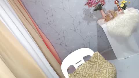 Snapshot of lovely_dale chatting on October 8, 2025, 10:35 am Lovely Dale online show from October 8, 2025, 10:35 am