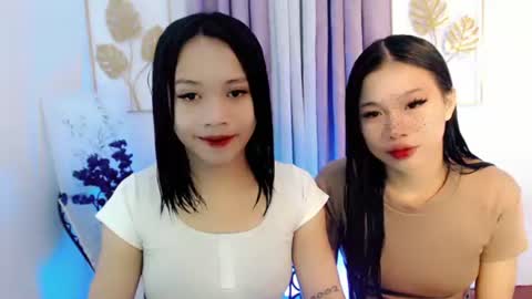 lovely_lianne online show from October 22, 2025, 7:52 am