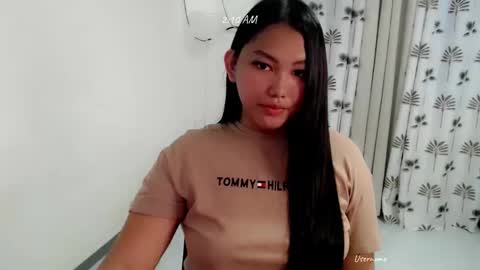 Snapshot of lovely_megan08 chatting on October 16, 2025, 9:10 am lovely_megan08 online show from October 16, 2025, 9:10 am