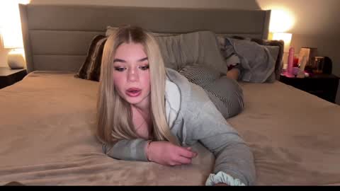 Snapshot of lovely_megan20 chatting on January 5, 2025, 6:13 am Megan online show from January 5, 2025, 6:13 am