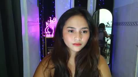 Snapshot of lovely_pinayxoxo chatting on November 8, 2025, 4:01 am JESSA online show from November 8, 2025, 4:01 am