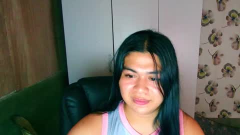 lovely_ricaxxx online show from October 19, 2025, 6:41 pm