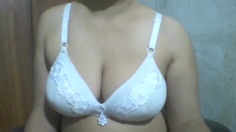 Snapshot of lovely_sweet_girl chatting on October 25, 2025, 8:03 pm katrina follow me guys online show from October 25, 2025, 8:03 pm