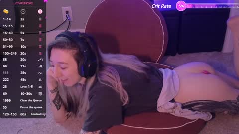 Snapshot of lovelylittlelucyy chatting on December 8, 2024, 7:32 pm lovelylittlelucyy online show from December 8, 2024, 7:32 pm