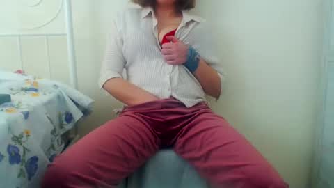 Snapshot of lovelymask chatting on January 20, 2025, 7:47 am Katerina Kate online show from January 20, 2025, 7:47 am