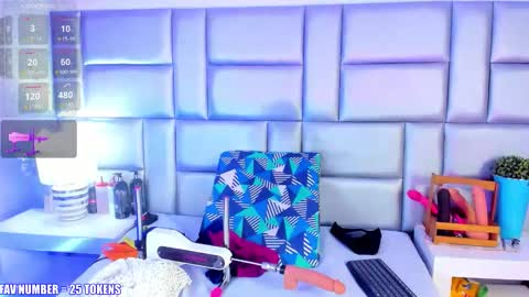 Nicky online show from November 22, 2025, 1:10 pm