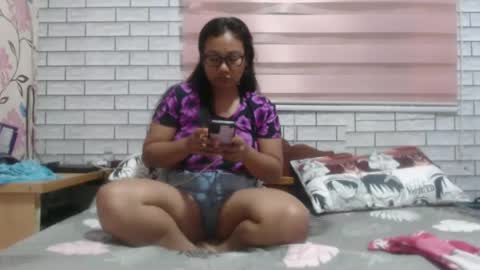 Angelquey online show from January 11, 2025, 9:04 pm