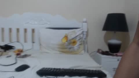 Angelquey online show from October 22, 2025, 10:59 am