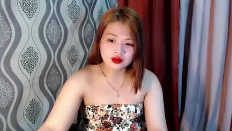 Snapshot of lovelyrhean chatting on December 26, 2024, 3:49 am Rhean online show from December 26, 2024, 3:49 am