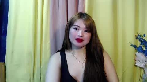 Snapshot of lovelyrhean chatting on February 3, 2025, 4:41 pm Rhean online show from February 3, 2025, 4:41 pm