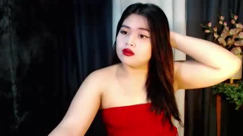 Snapshot of lovelyrhean chatting on September 13, 2025, 12:16 pm Rhean online show from September 13, 2025, 12:16 pm