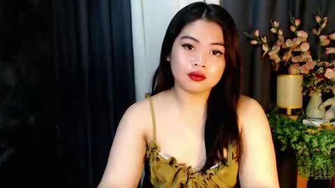 Snapshot of lovelyrhean chatting on September 18, 2025, 1:46 pm Rhean online show from September 18, 2025, 1:46 pm