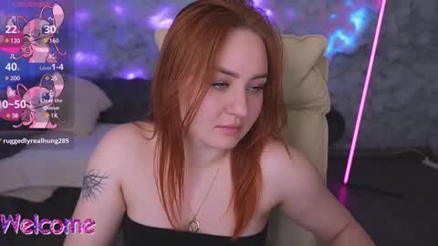 Snapshot of lovelyybell chatting on February 19, 2025, 10:12 am B E L L online show from February 19, 2025, 10:12 am