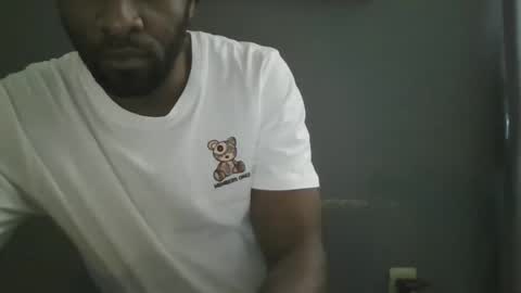 lovemyblackdickcum online show from December 2, 2025, 4:02 pm