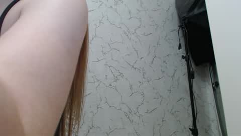 Mary Love online show from November 3, 2025, 3:13 pm