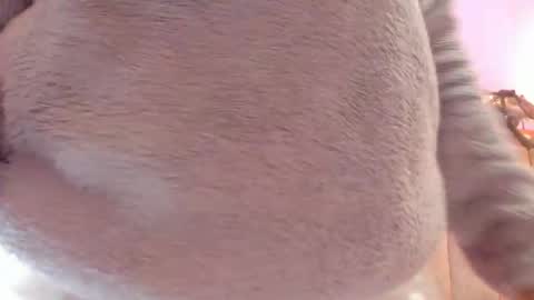 Snapshot of lovequeen02 chatting on October 29, 2025, 11:56 am L O V E online show from October 29, 2025, 11:56 am