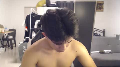 Snapshot of loverboyph04 chatting on September 24, 2025, 5:05 pm loverboyph04 online show from September 24, 2025, 5:05 pm