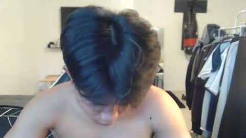 Snapshot of loverboyph04 chatting on November 22, 2025, 1:04 am loverboyph04 online show from November 22, 2025, 1:04 am