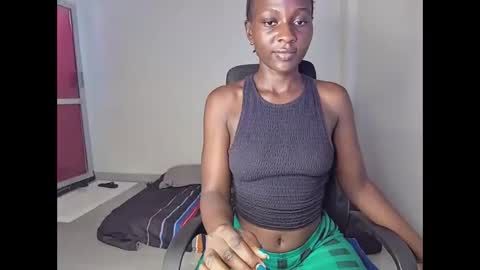 Kate online show from January 19, 2025, 12:17 pm