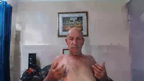 Lovesblackazz online show from October 28, 2025, 10:41 am