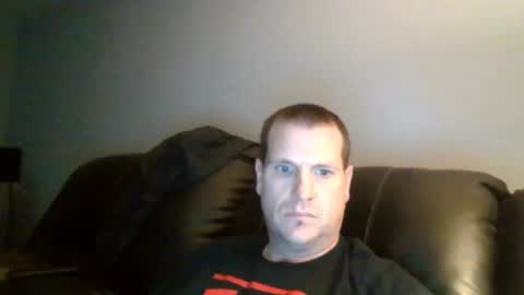 Snapshot of lovetocum37 chatting on December 22, 2024, 6:37 pm lovetocum37 online show from December 22, 2024, 6:37 pm