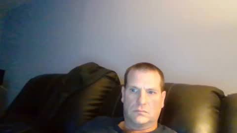 Snapshot of lovetocum37 chatting on February 5, 2025, 4:37 am lovetocum37 online show from February 5, 2025, 4:37 am