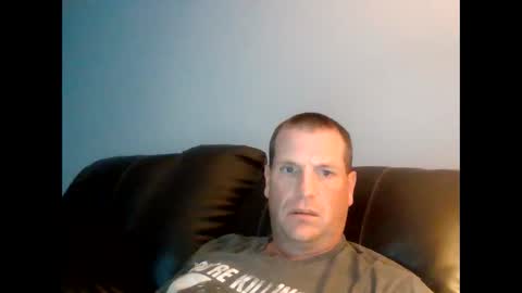 Snapshot of lovetocum37 chatting on October 6, 2025, 4:48 pm lovetocum37 online show from October 6, 2025, 4:48 pm