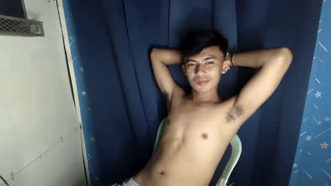 Snapshot of lovetosuckxox chatting on February 12, 2025, 11:07 am lovetosuckxox online show from February 12, 2025, 11:07 am