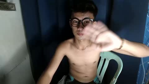 Snapshot of lovetosuckxox chatting on February 17, 2025, 5:21 pm lovetosuckxox online show from February 17, 2025, 5:21 pm