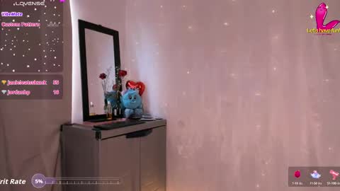 Snapshot of lovexxxdanna chatting on October 1, 2025, 6:47 pm Danna online show from October 1, 2025, 6:47 pm