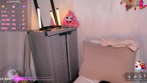 Snapshot of lovexxxdanna chatting on December 2, 2025, 11:11 pm Danna online show from December 2, 2025, 11:11 pm