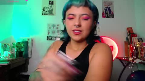 Snapshot of loving_alma chatting on November 24, 2025, 2:11 am loving_alma online show from November 24, 2025, 2:11 am