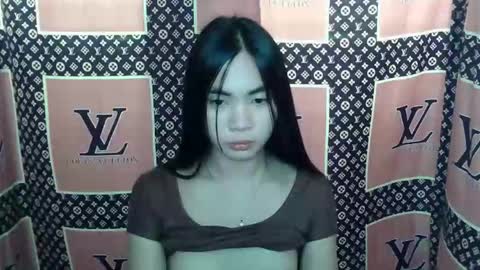 loving_rhean online show from November 22, 2025, 2:10 am