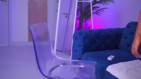 Snapshot of lovingblondie chatting on January 14, 2025, 10:38 am Nora online show from January 14, 2025, 10:38 am